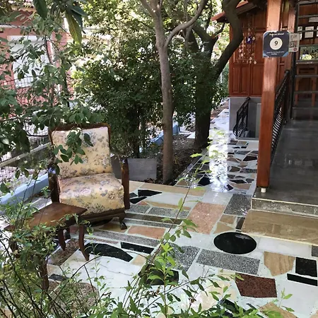 بيكان